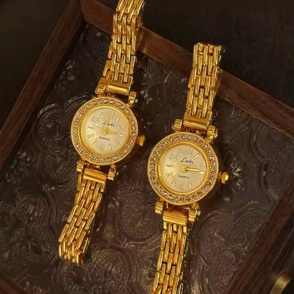 Vintage Classic Gold Women's Watch